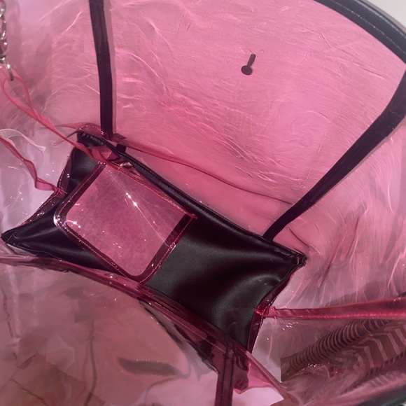 SOLD ON MERC!!!!! Kendall & Kylie Pink Clear Bag - Picture 3 of 5